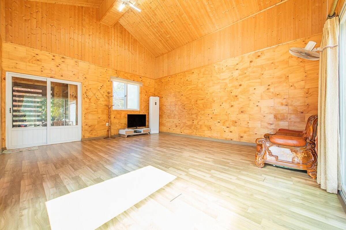 Room (The first(Annex)) | Individually decorated, individually furnished