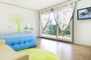 Room (Lilac) | Individually decorated, individually furnished - Green Vill (Hongcheon)