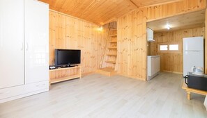 Room (103) | Individually decorated, individually furnished - Yeongdeok Hwangto (Yeongdeok)