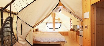 A One Glamping