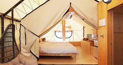 A One Glamping