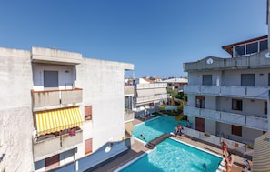 Pool - Stunning apartment in Alba Adriatica with swimming pool (Alba Adriatica)