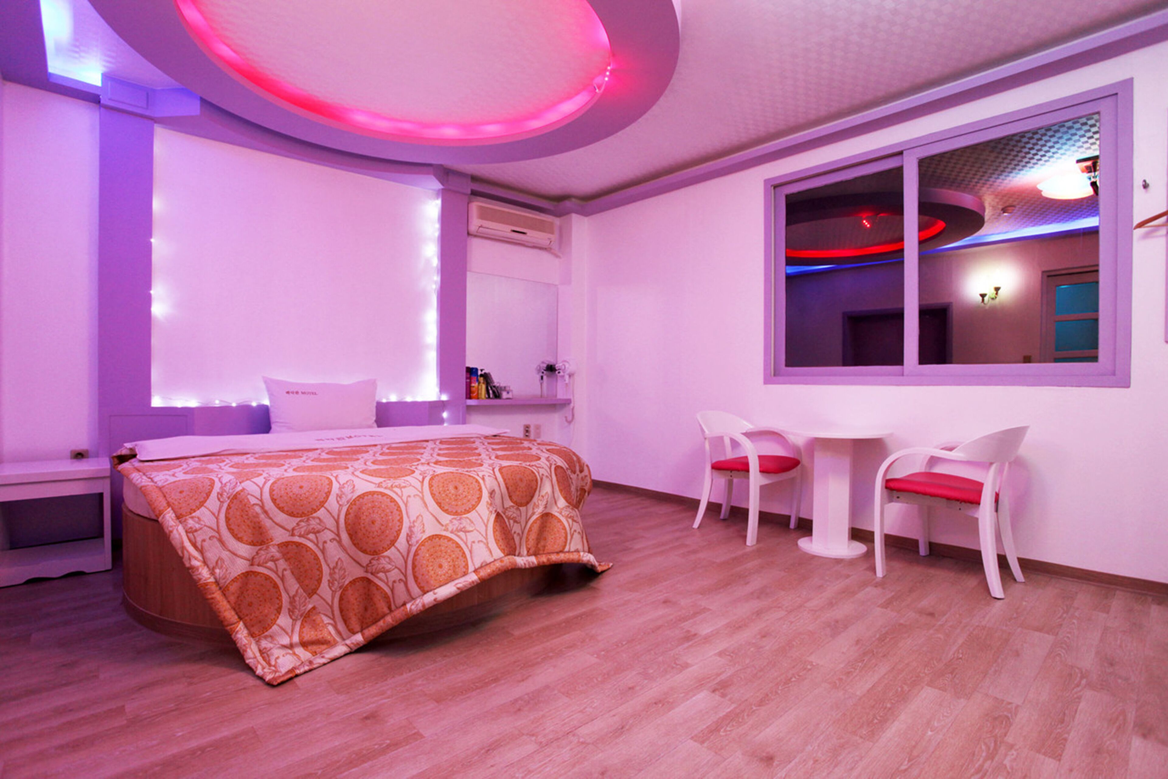 Premier Room | Free WiFi