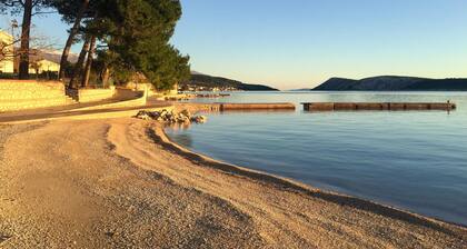 Pet friendly home in Rab with WiFi