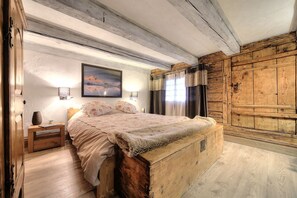 4 Schlafzimmer, Reisekinderbett, kostenloses WLAN, Bettwäsche