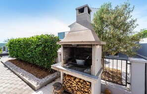 Terrace/patio - Beautiful home in Debeljak (Debeljak)