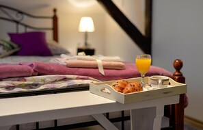 4 chambres, lit parapluie, Wi-Fi gratuit, draps fournis