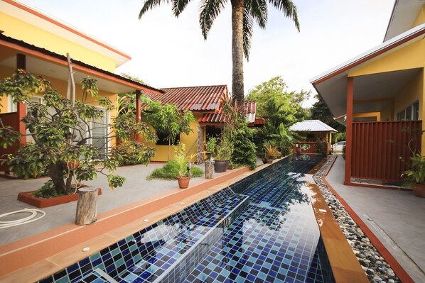 Outdoor pool - Ban Elephant Blanc Bungalow (Karon)