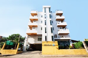 Exterior - OYO 605 Lake View Phuket Place (Ratsada)