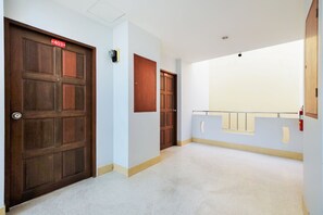 Interior - OYO 605 Lake View Phuket Place (Ratsada)