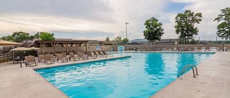 Indoor pool, outdoor pool