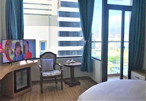 Grand Room, Balcony | Premium bedding, in-room safe, individually furnished, desk - Grand Beach Hotel (Nha Trang)