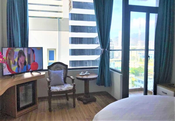 Grand Room, Balcony | Premium bedding, in-room safe, individually furnished, desk - Grand Beach Hotel (Nha Trang)