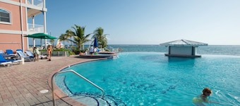 Cayman Islands Oceanfront 2 Bedroom Suite