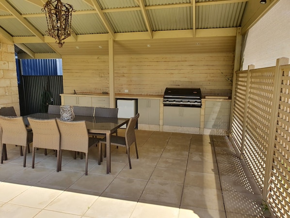 Outdoor dining