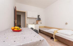 1 bedroom, travel crib, free WiFi, bed sheets