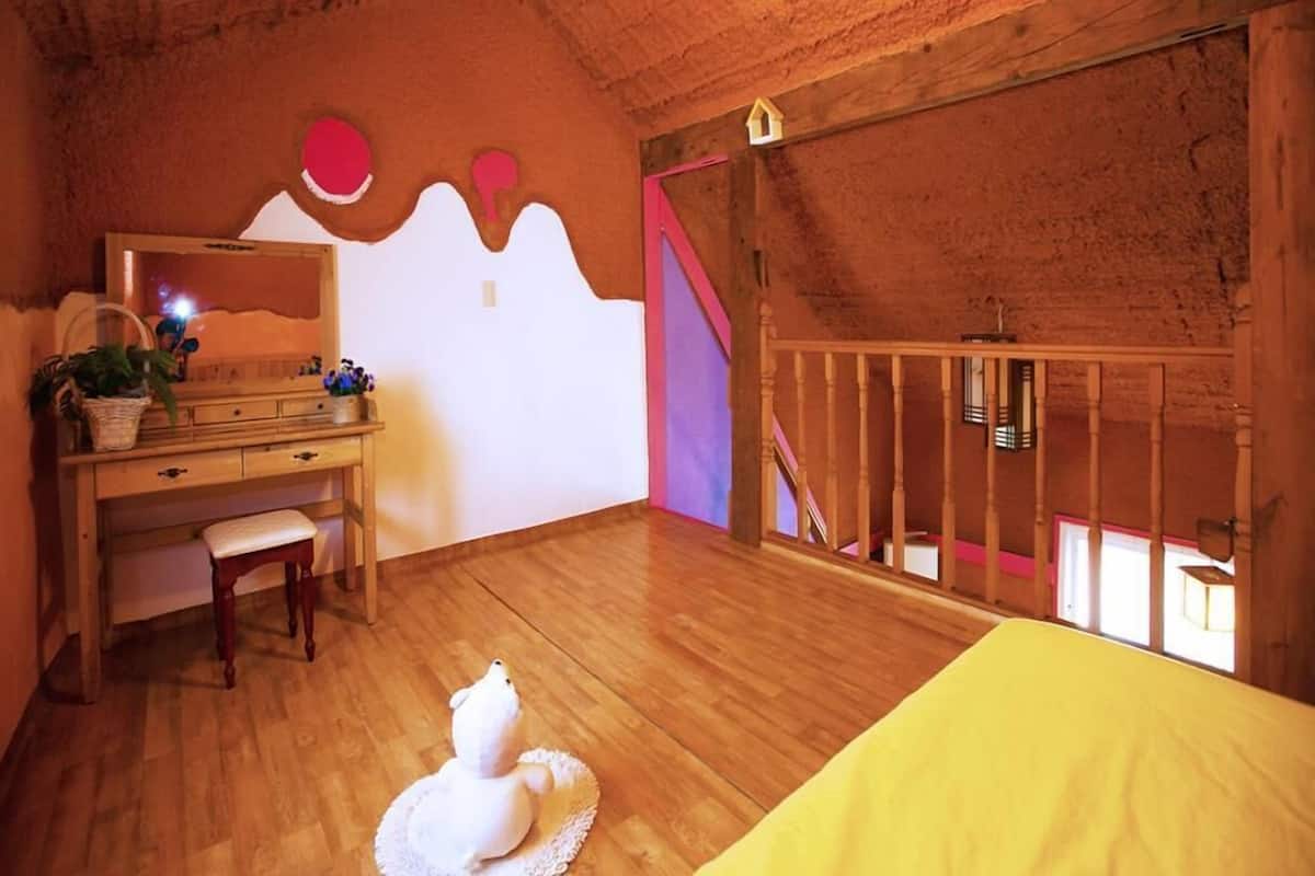 Chambre (Mud and Wooden5)