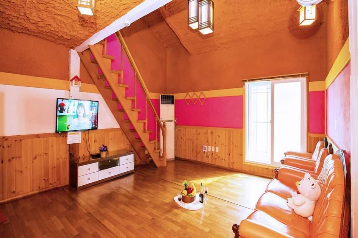 Chambre (Mud and Wooden1)