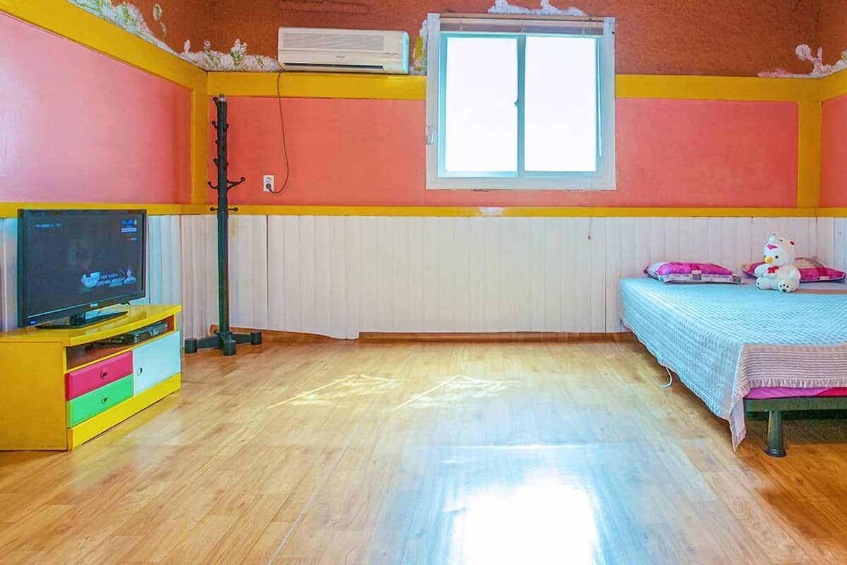 Chambre (Mud and Wooden6)