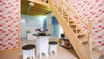 Room (Happy Blue) | Individually decorated, individually furnished