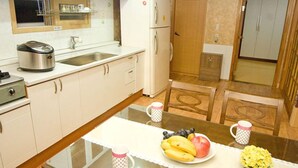 Room (Sunrising) - Sunrise Pension (Namhae)