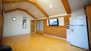 Room (Viewing the moon) - Sunrise Pension (Namhae)