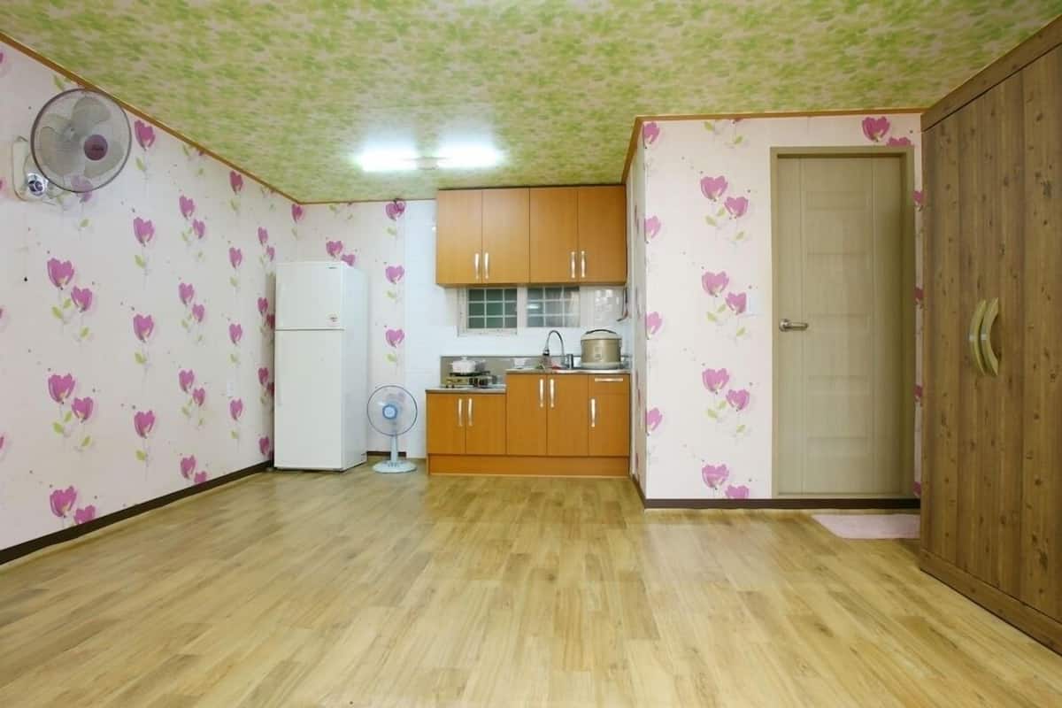 Chambre (Strawberry)