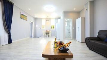 Kamar (101(Group room))
