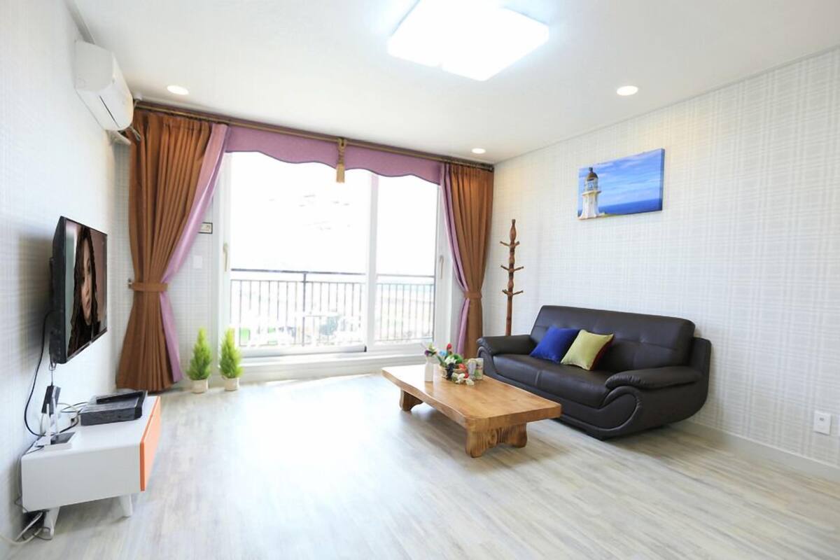 룸 (302(Two room+bed))