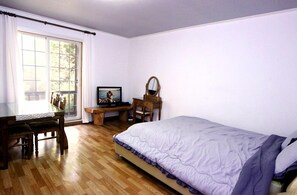 Room (Watarrising moon)