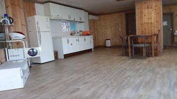 Habitación (Bright garden(White))