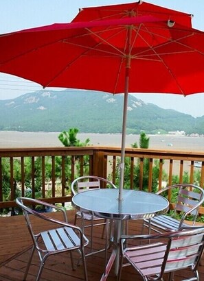 Room (cafe au lait) | Individually decorated, individually furnished - Sea Travel (Buan)