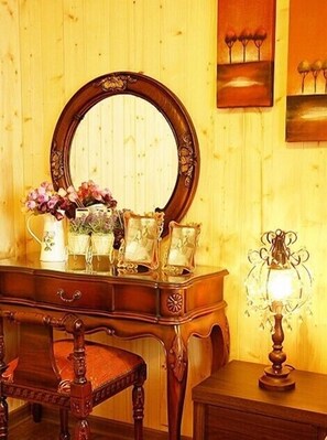 Room (Blue mountain)