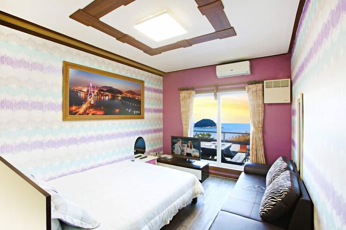 Room (Faith"s Room)