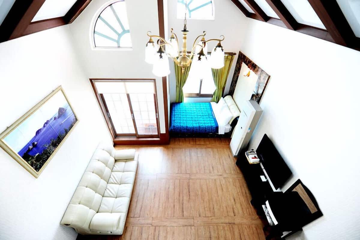 10 bedrooms
