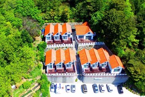 Exterior - Elpira (Geoje)