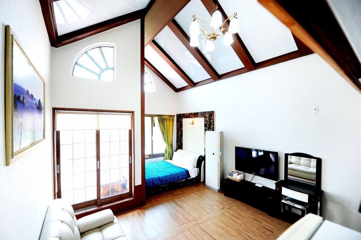 10 bedrooms