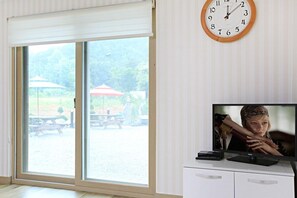 Room (101(1F)) | Individually decorated, individually furnished - Garden Bill (Goesan)