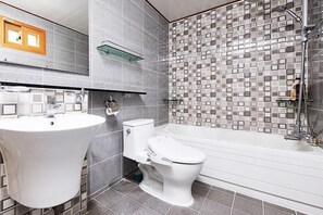 Room (Annex) - nut Pine (Chuncheon)