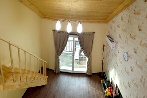 Room - Blue Sound Ocean (Taean)
