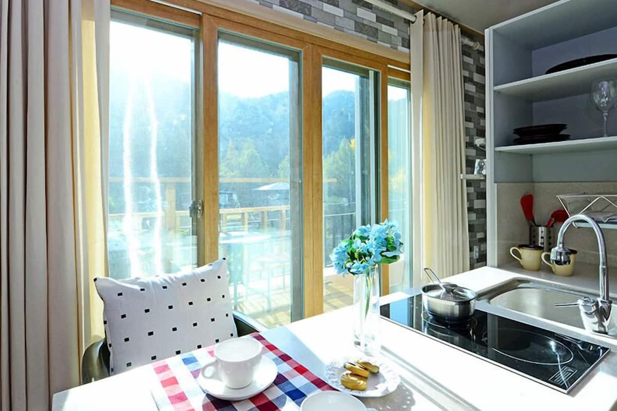 Room (Star)