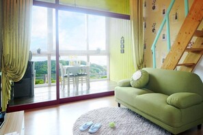 Living room - Namiseom Minarae (Chuncheon)