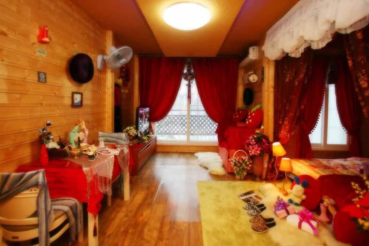 Room (Sirius)