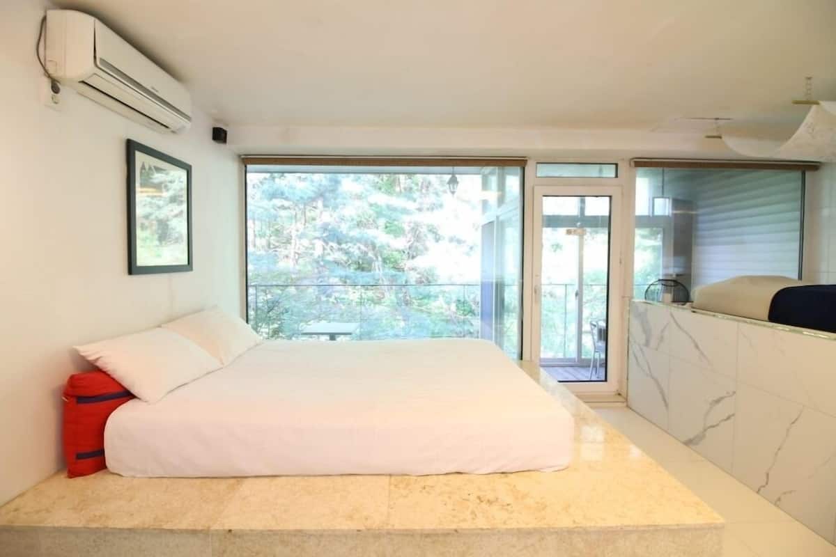 Chambre (202)