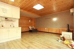 Chambre (Salmon)