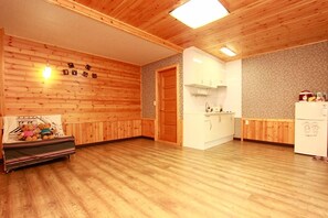 Room - Gamdong (Hongcheon)
