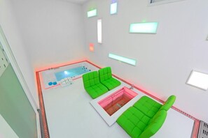 Kamer (A-103(Couple /Family,Duplex ))