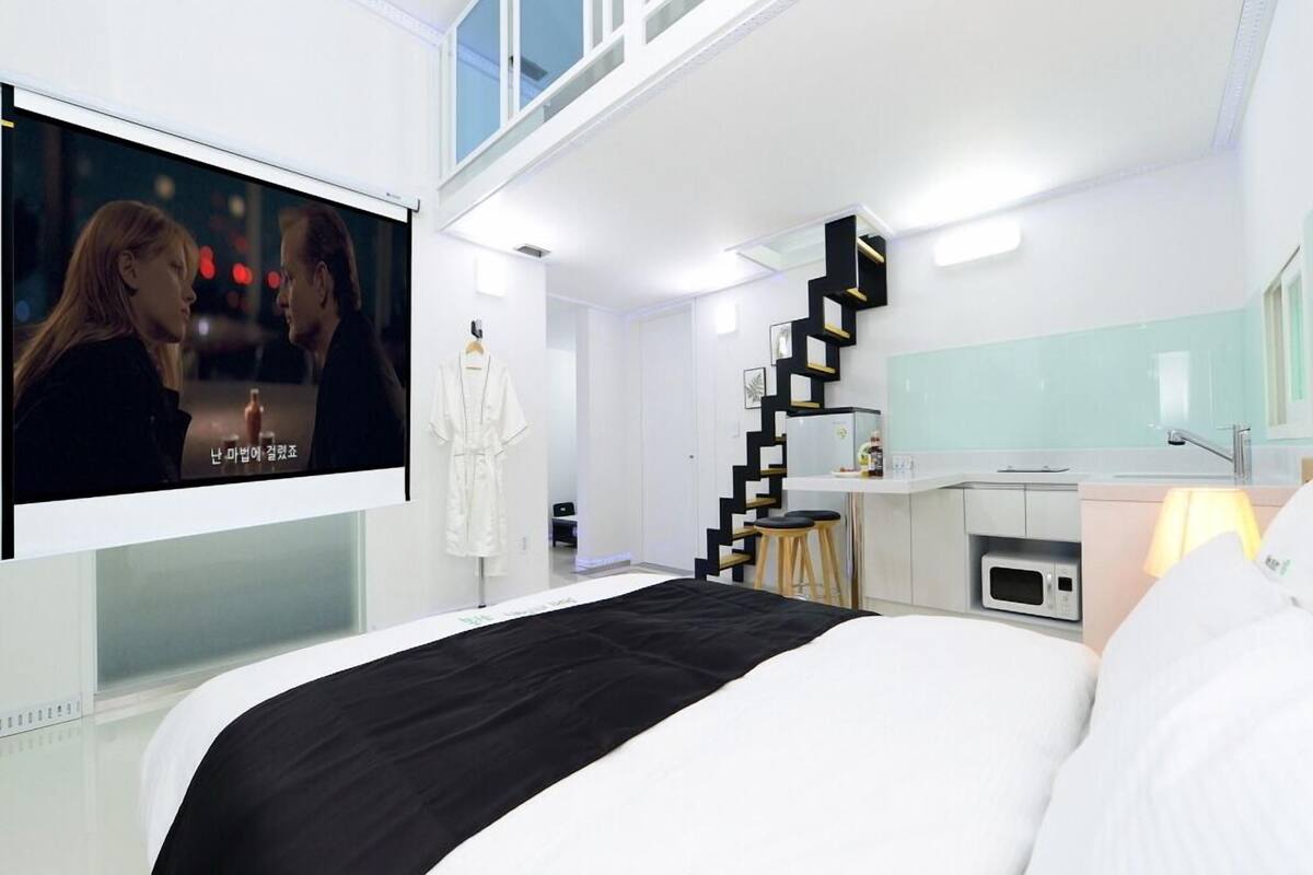 Kamer (C-101(Couple /Family,Duplex ))