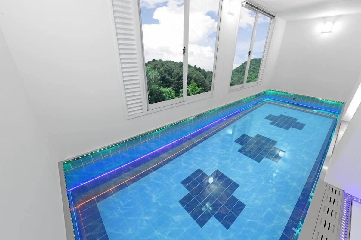 Kamer (A-203(Couple /Family,Duplex ))