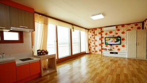 Chambre (B Gasibusi)